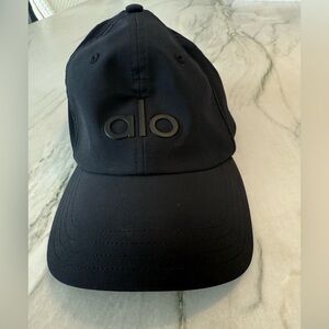 ALO Performance Off Duty Black Hat Like New
